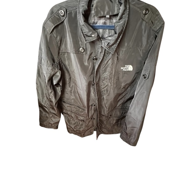 The North Face Men's Black Jacket Plaid Lining Lightweight